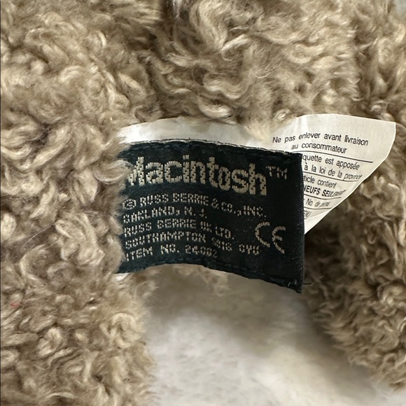 Nwt. Macintosh collector bear - Picture 4 of 7